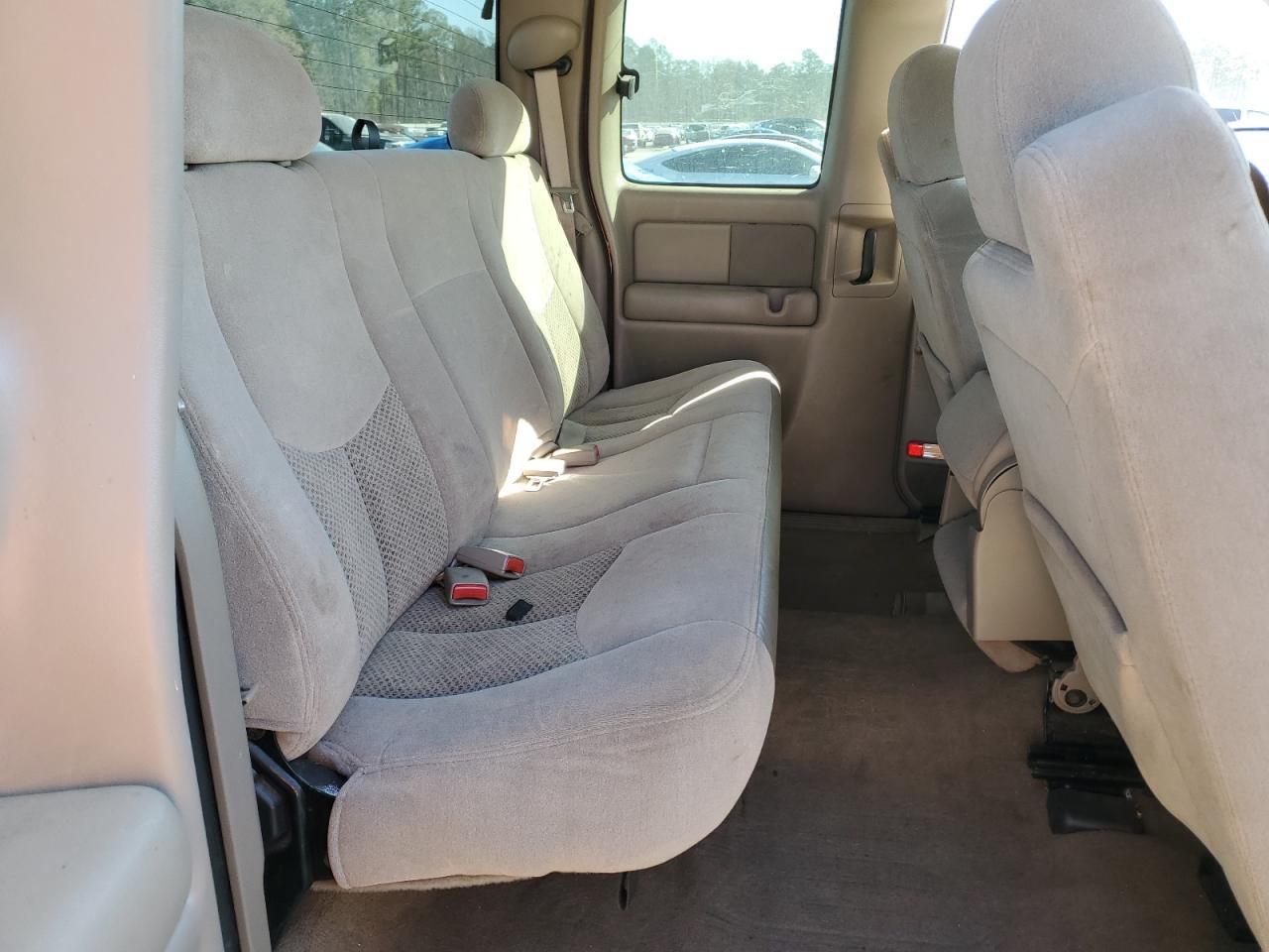 2004 CHEVROLET Silverado