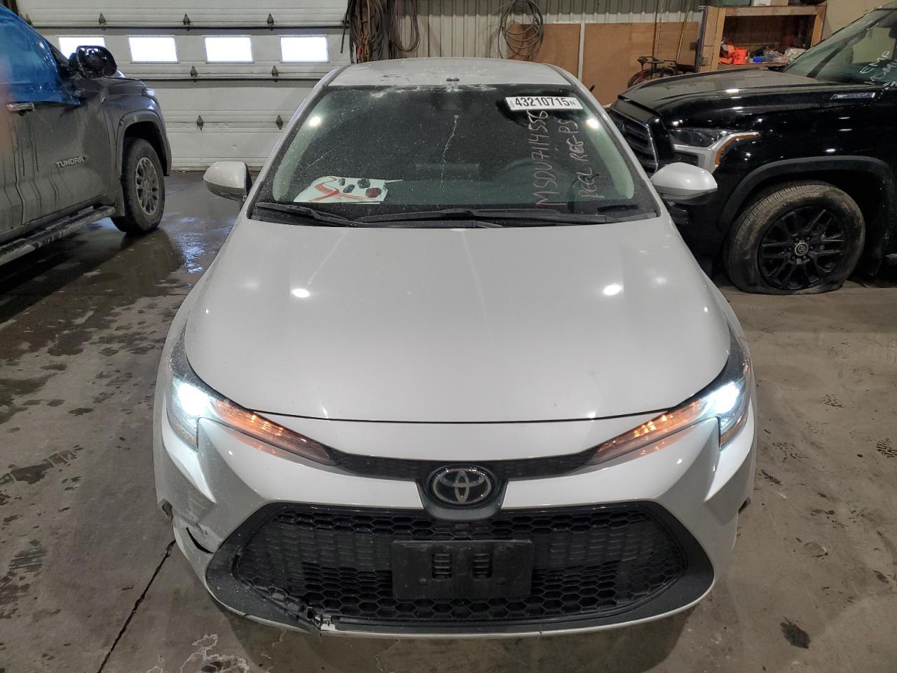 2022 TOYOTA COROLLA