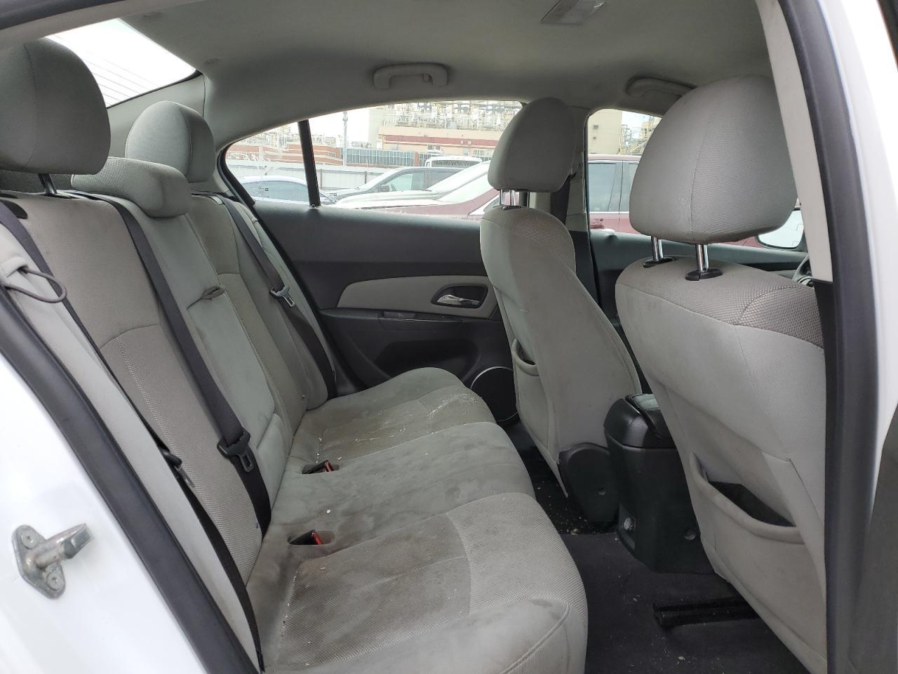 2011 CHEVROLET CRUZE