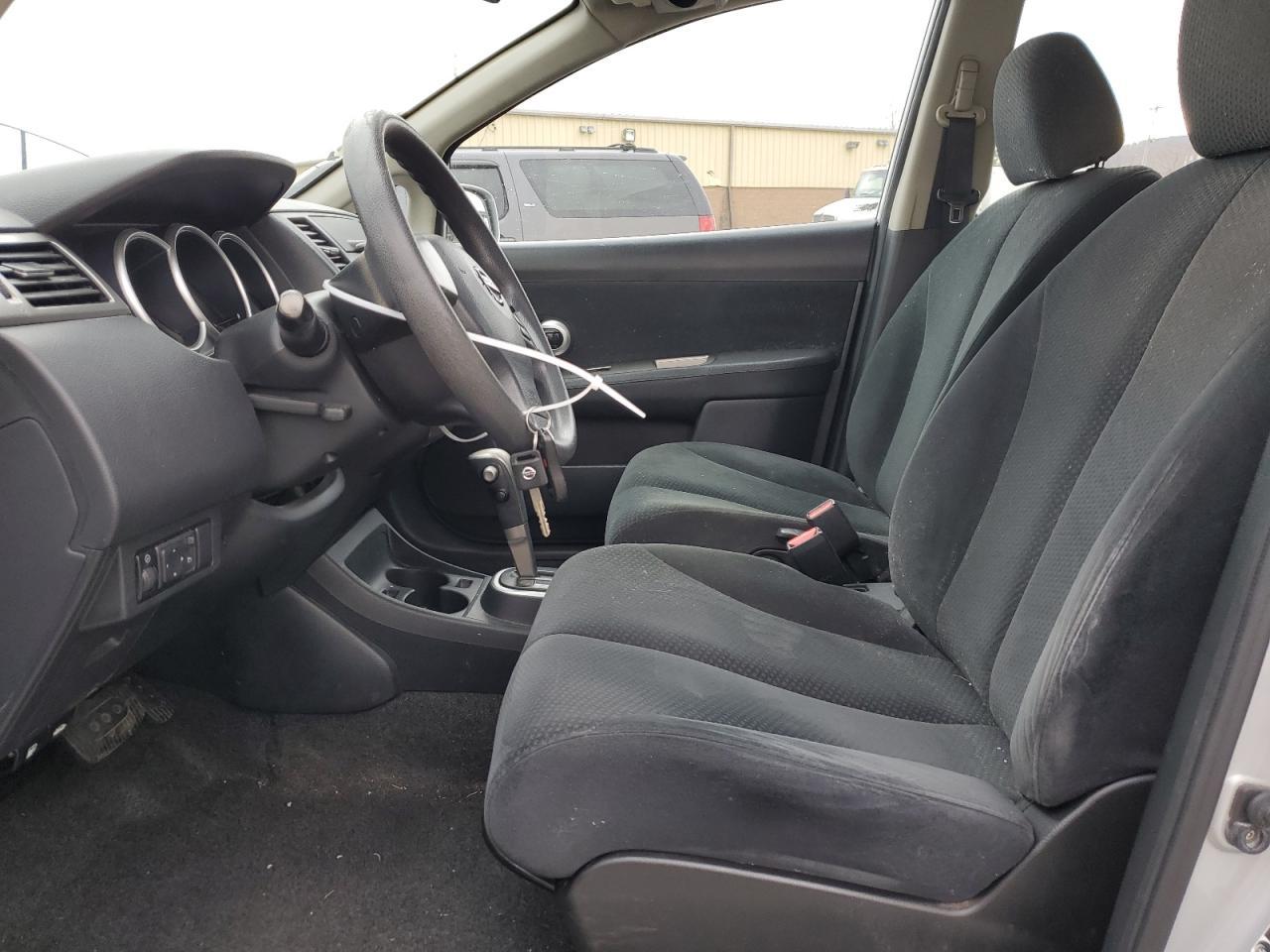 2011 NISSAN VERSA