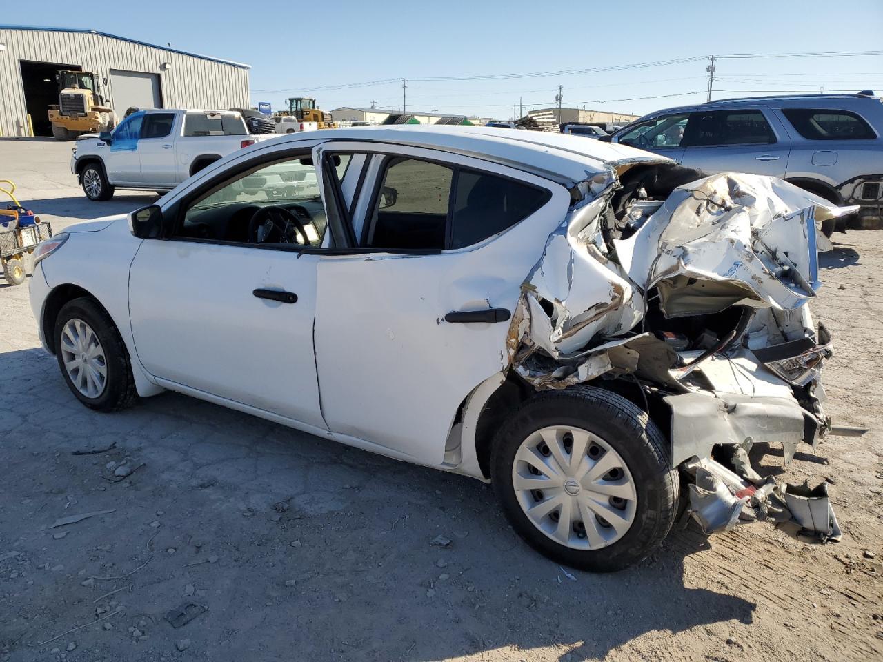 2019 NISSAN VERSA