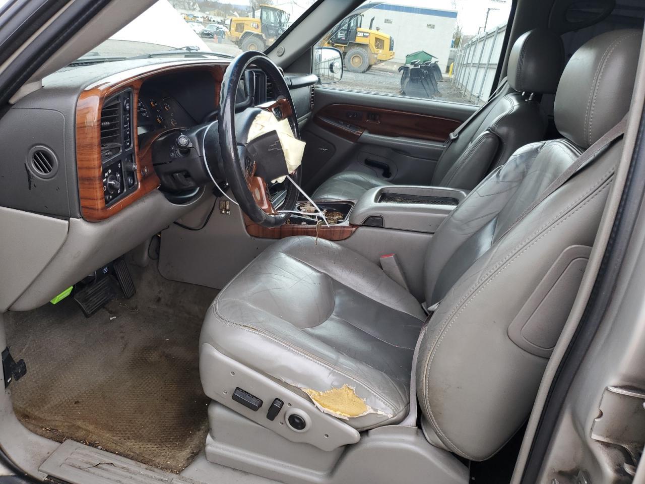 2005 CHEVROLET Suburban