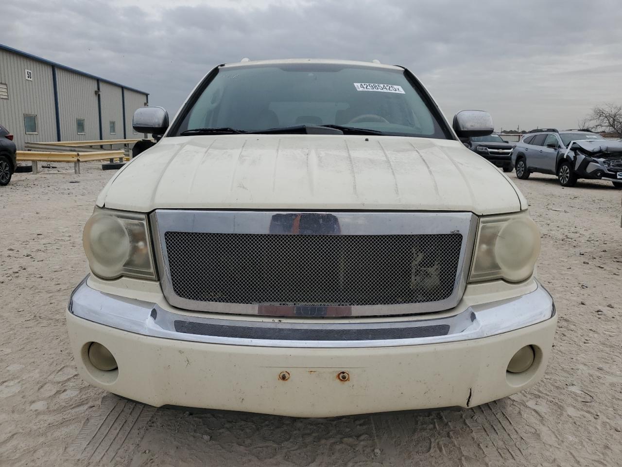2007 CHRYSLER Aspen