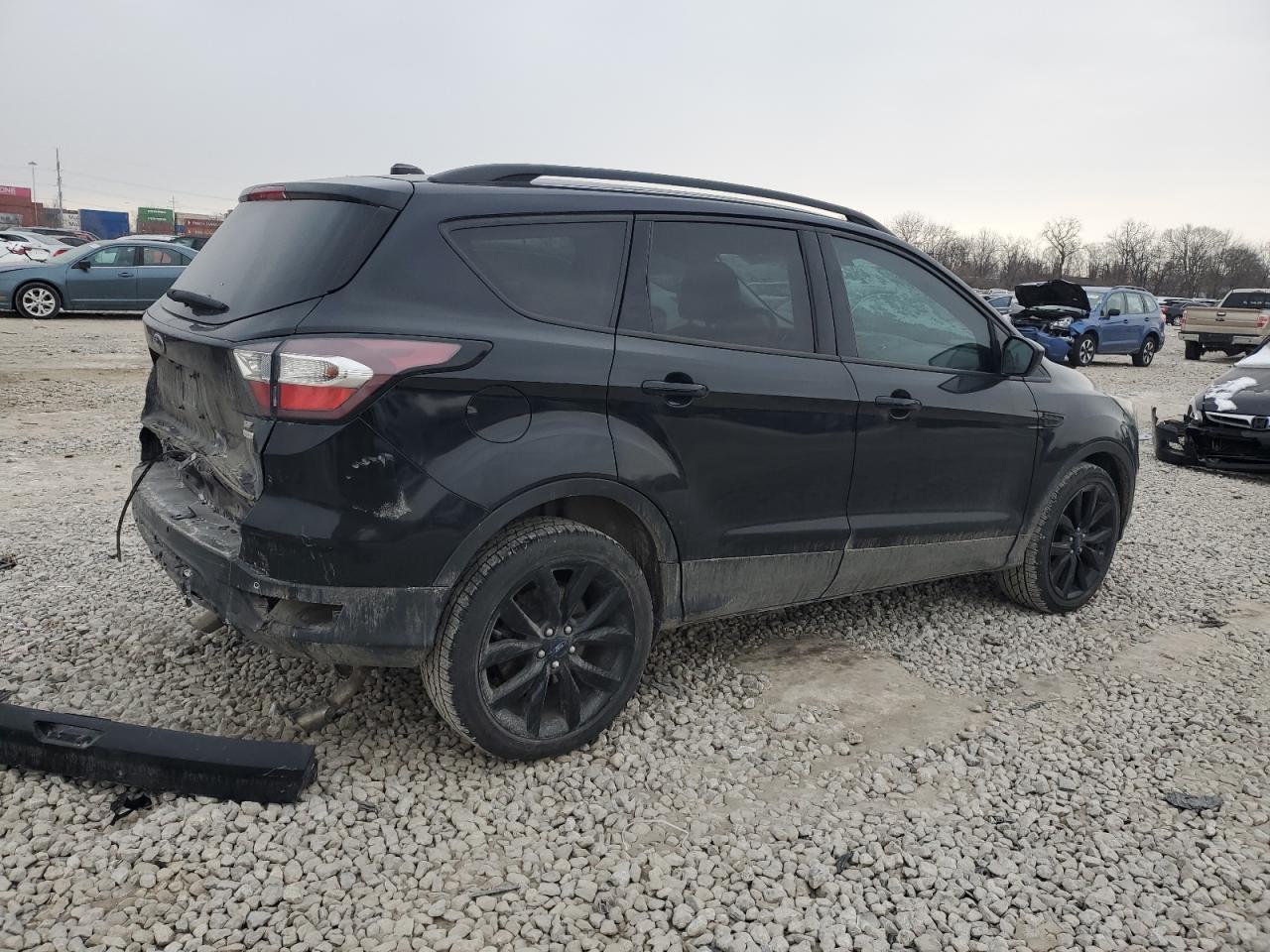 2017 FORD ESCAPE