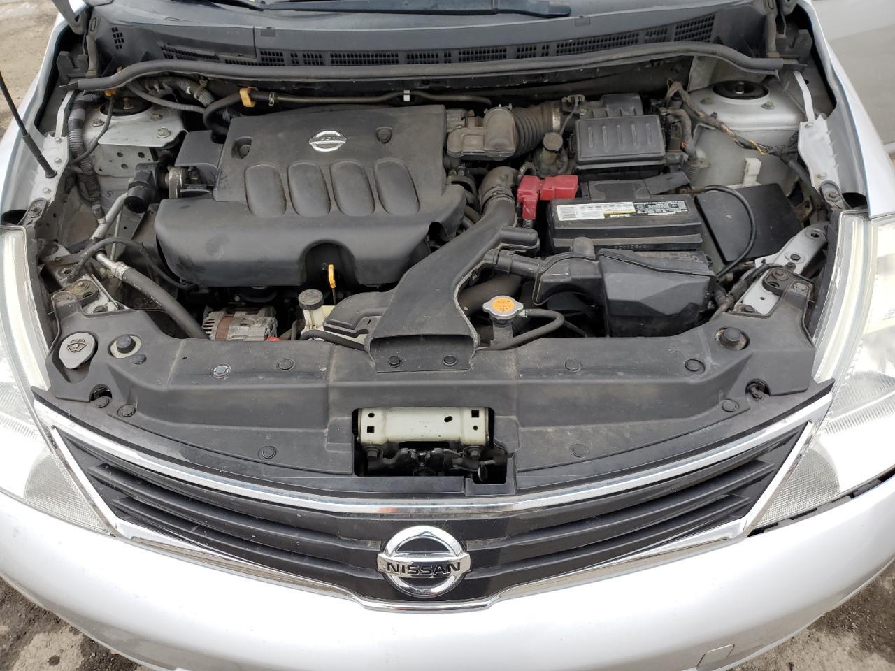 2011 NISSAN VERSA