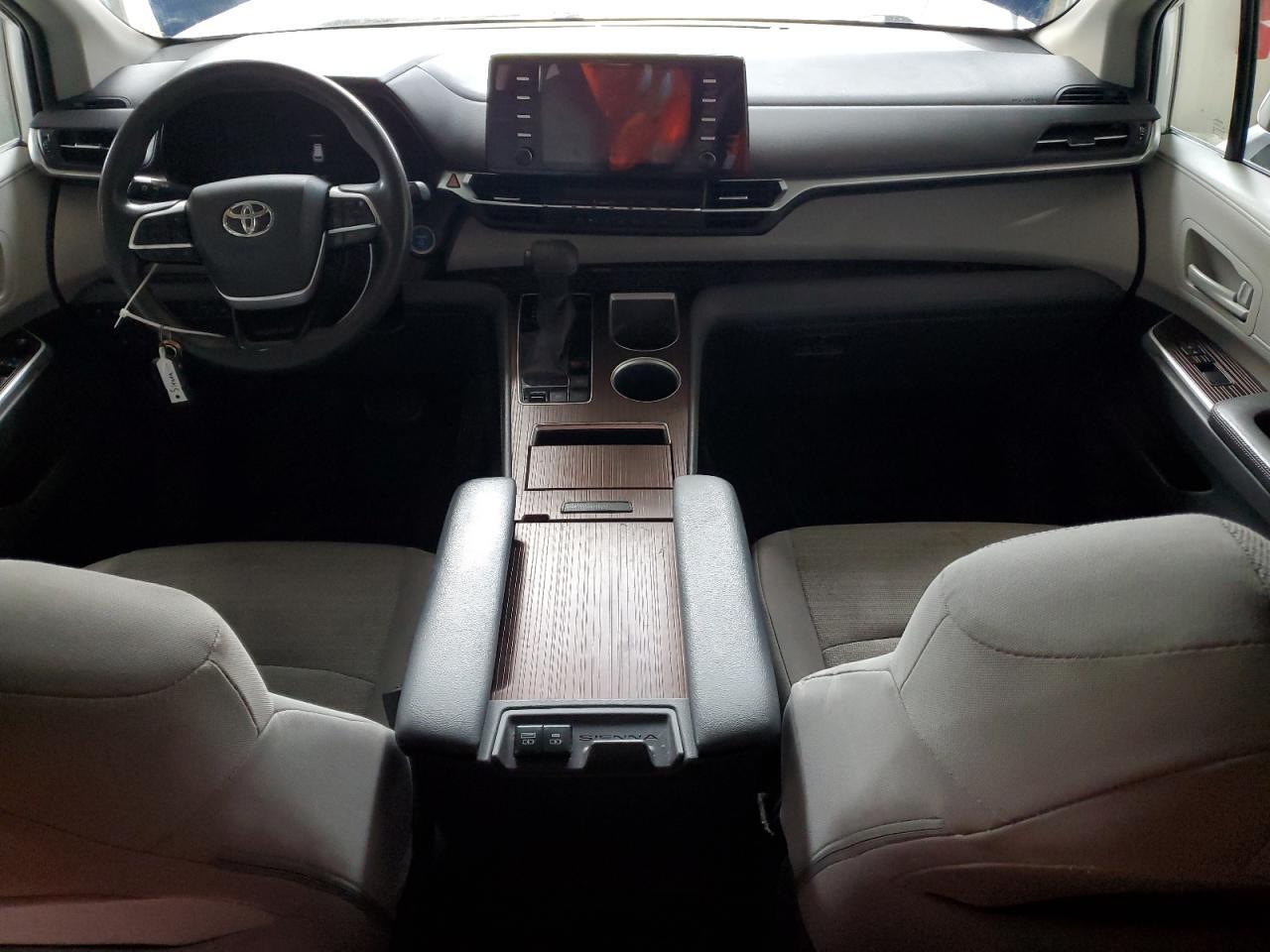 2021 TOYOTA SIENNA
