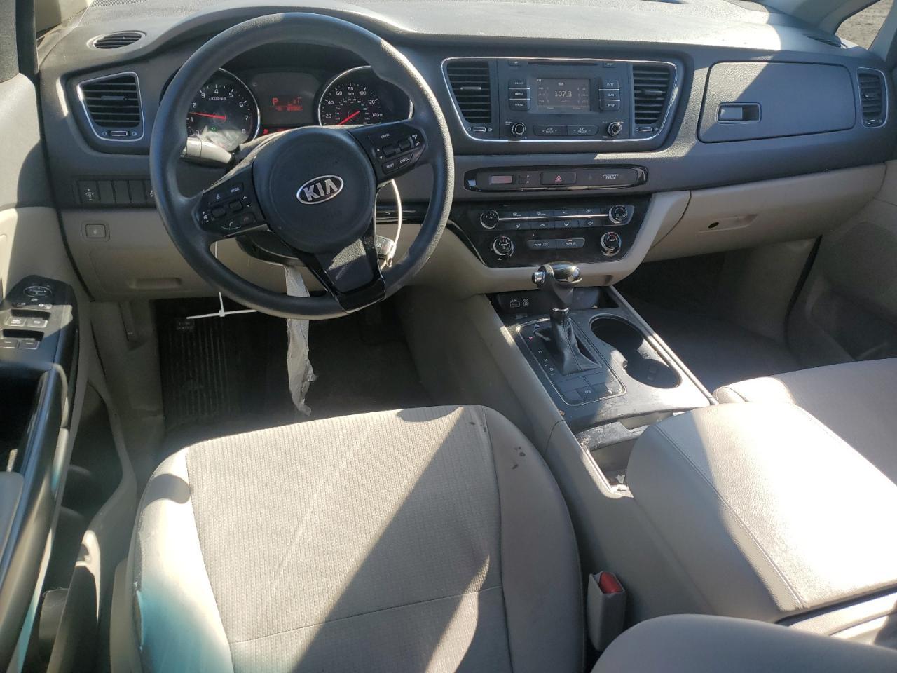 2016 KIA SEDONA
