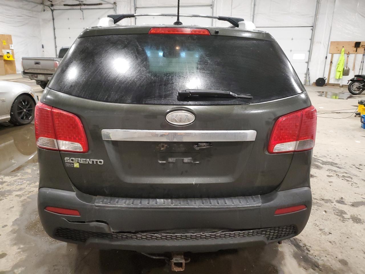 2011 KIA SORENTO