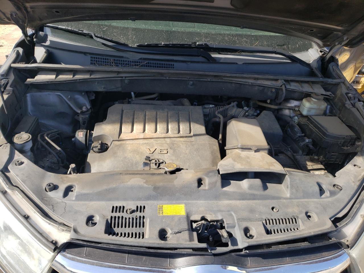 2015 TOYOTA HIGHLANDER