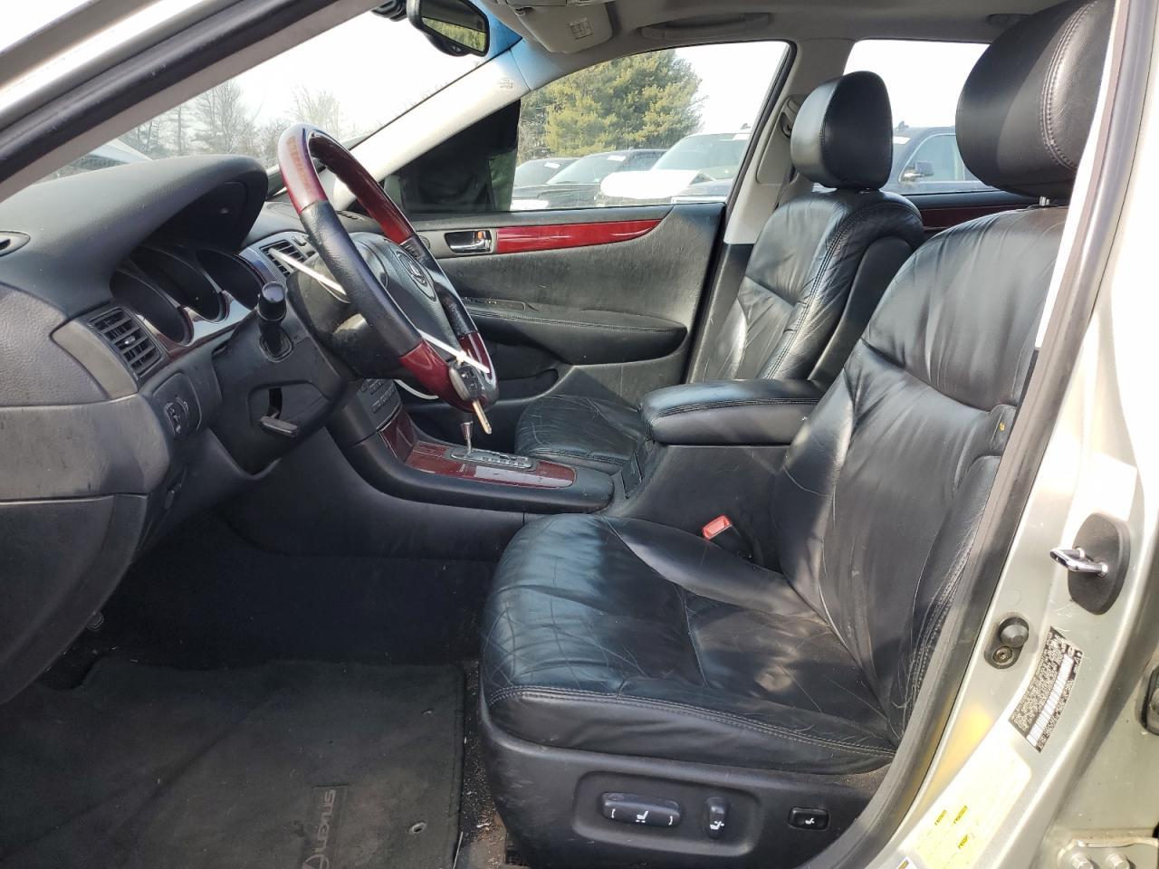 2004 LEXUS ES 330