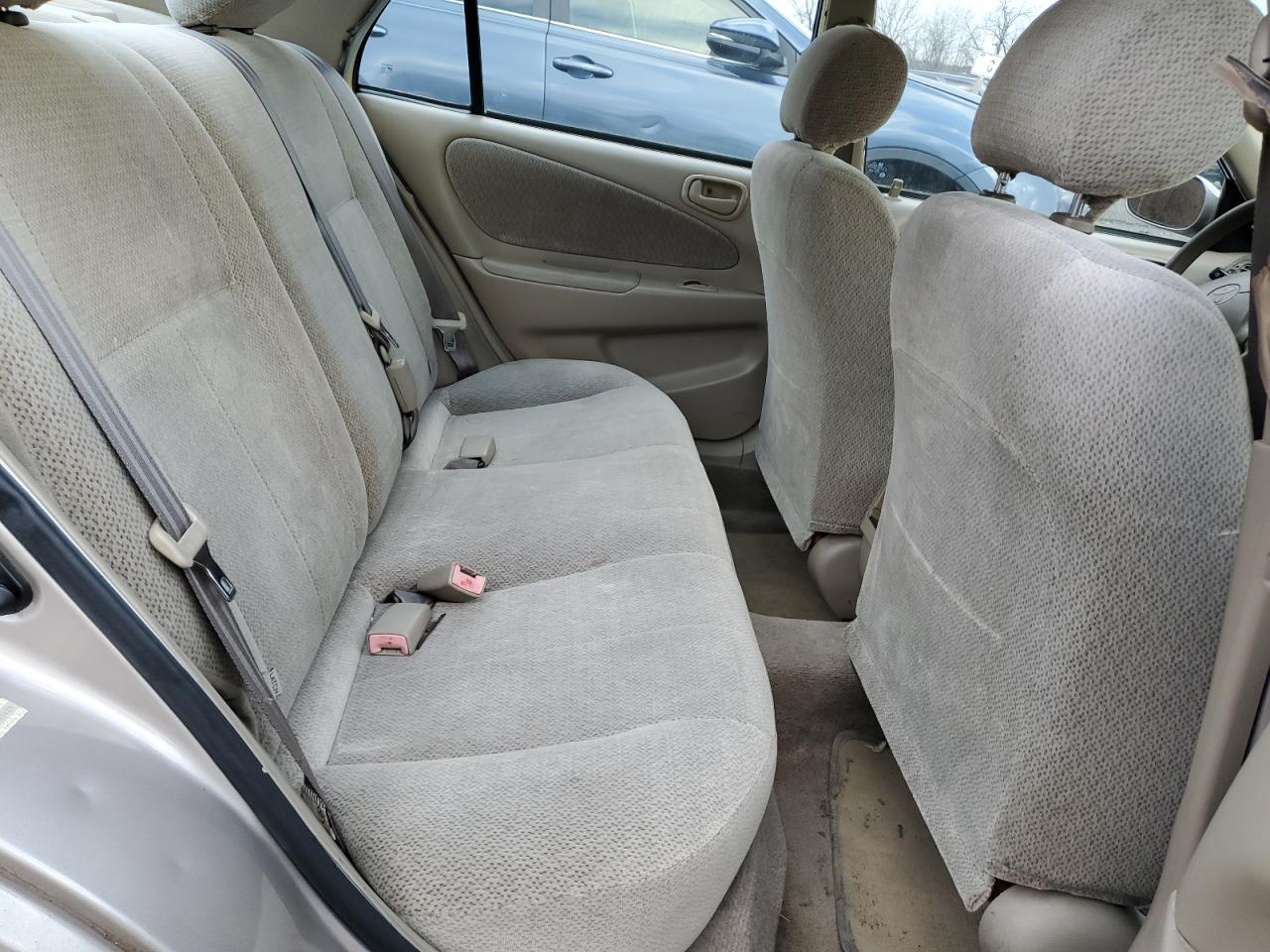 2004 TOYOTA COROLLA