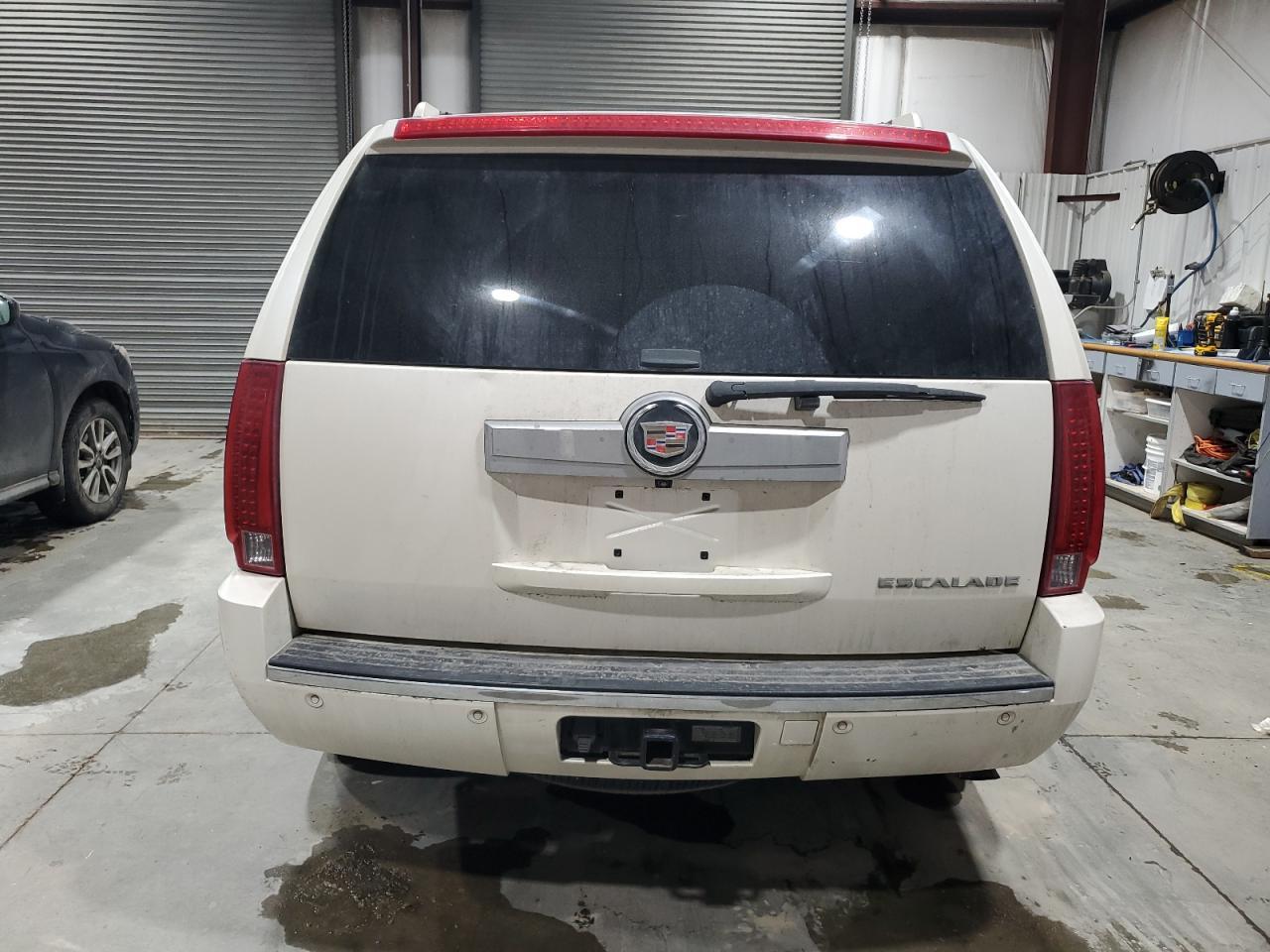 2008 CADILLAC ESCALADE