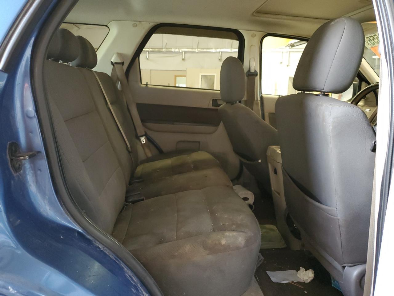 2009 FORD ESCAPE