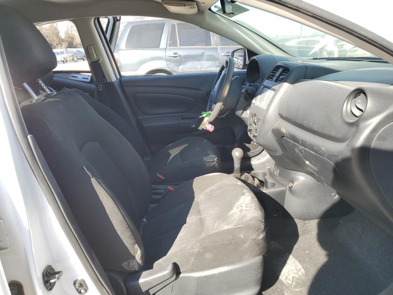 2019 NISSAN VERSA