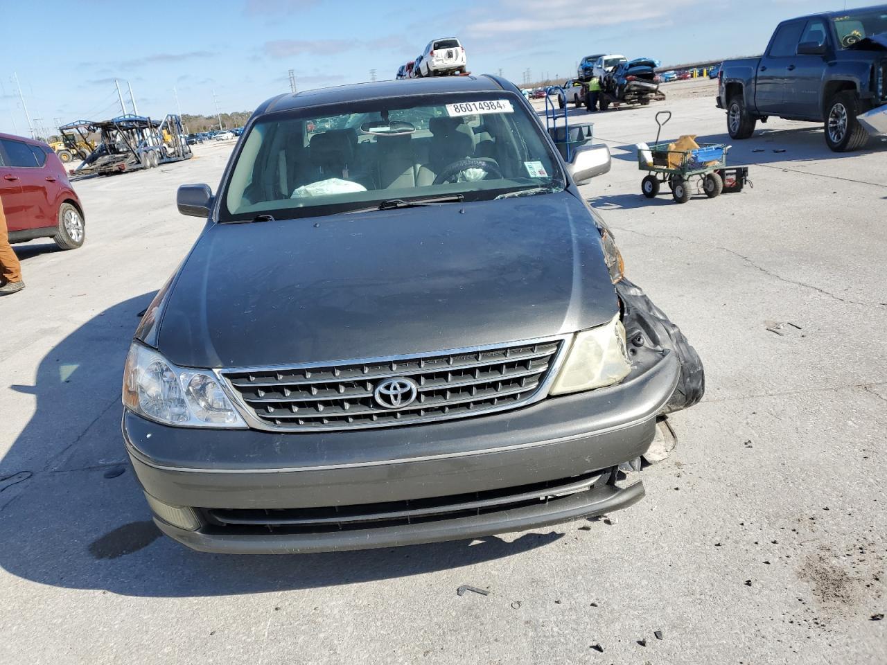 2004 TOYOTA Avalon