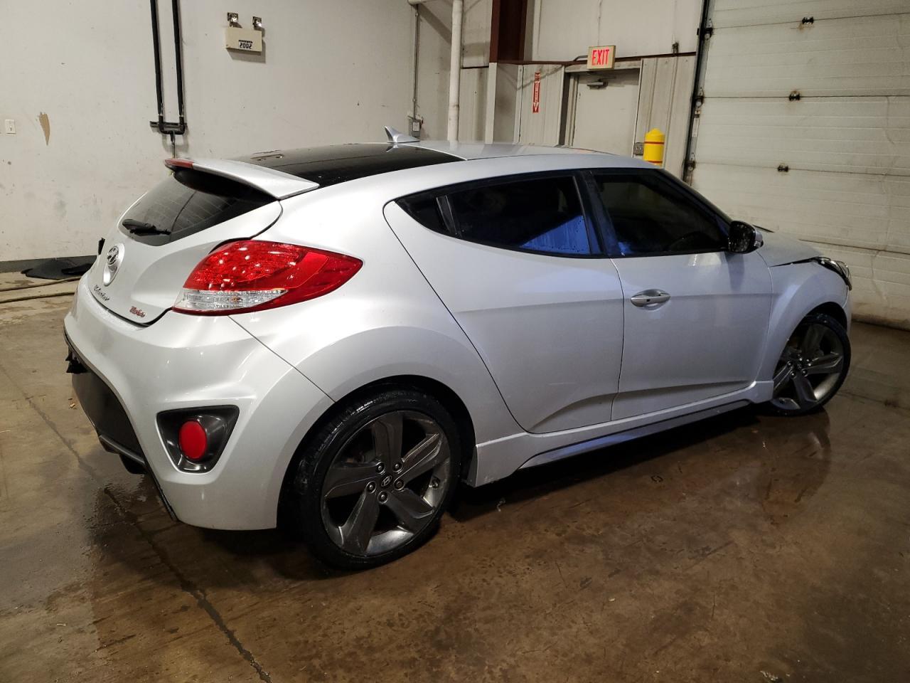 2015 HYUNDAI VELOSTER