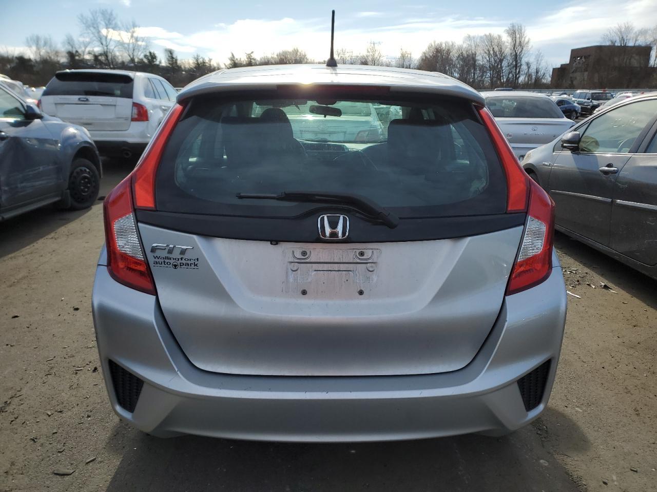 2015 HONDA FIT