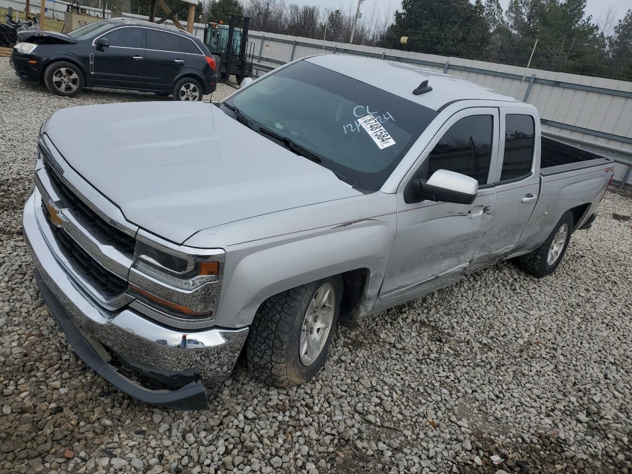 2018 CHEVROLET Silverado