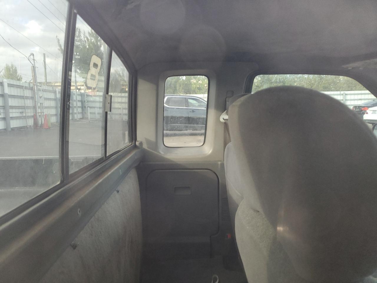 2000 NISSAN Frontier