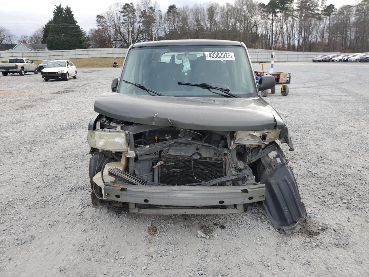 2005 TOYOTA SCION