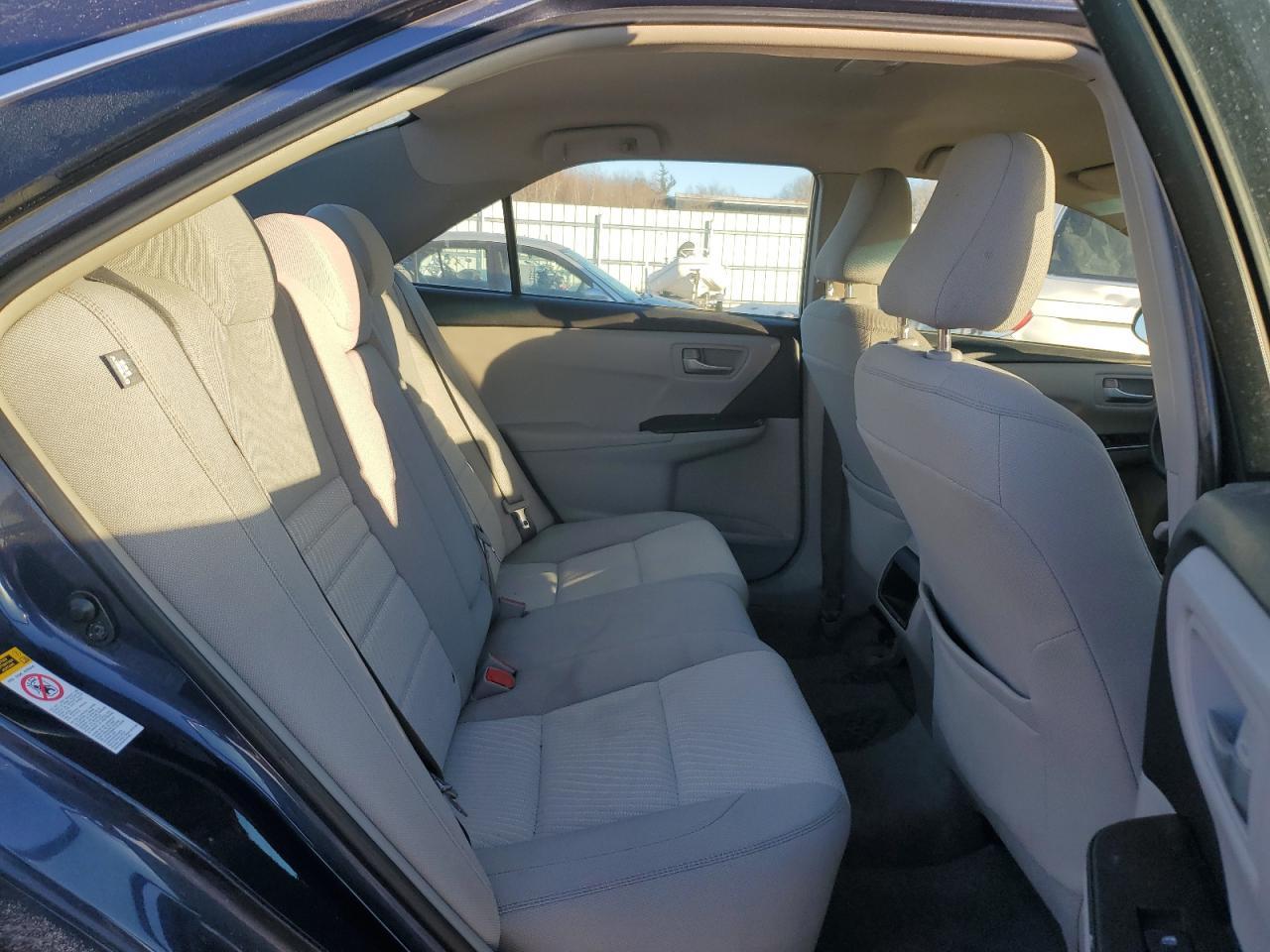 2016 TOYOTA CAMRY