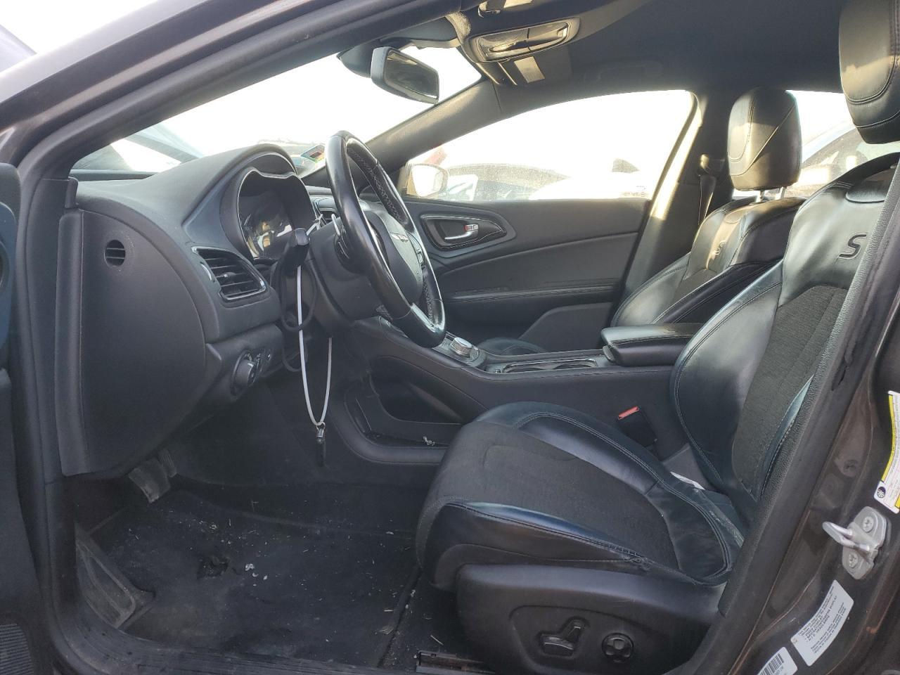 2015 CHRYSLER 200