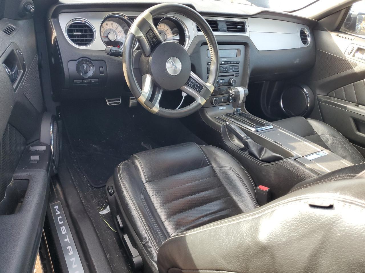 2010 FORD MUSTANG