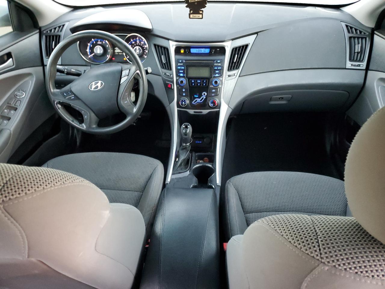2012 HYUNDAI SONATA