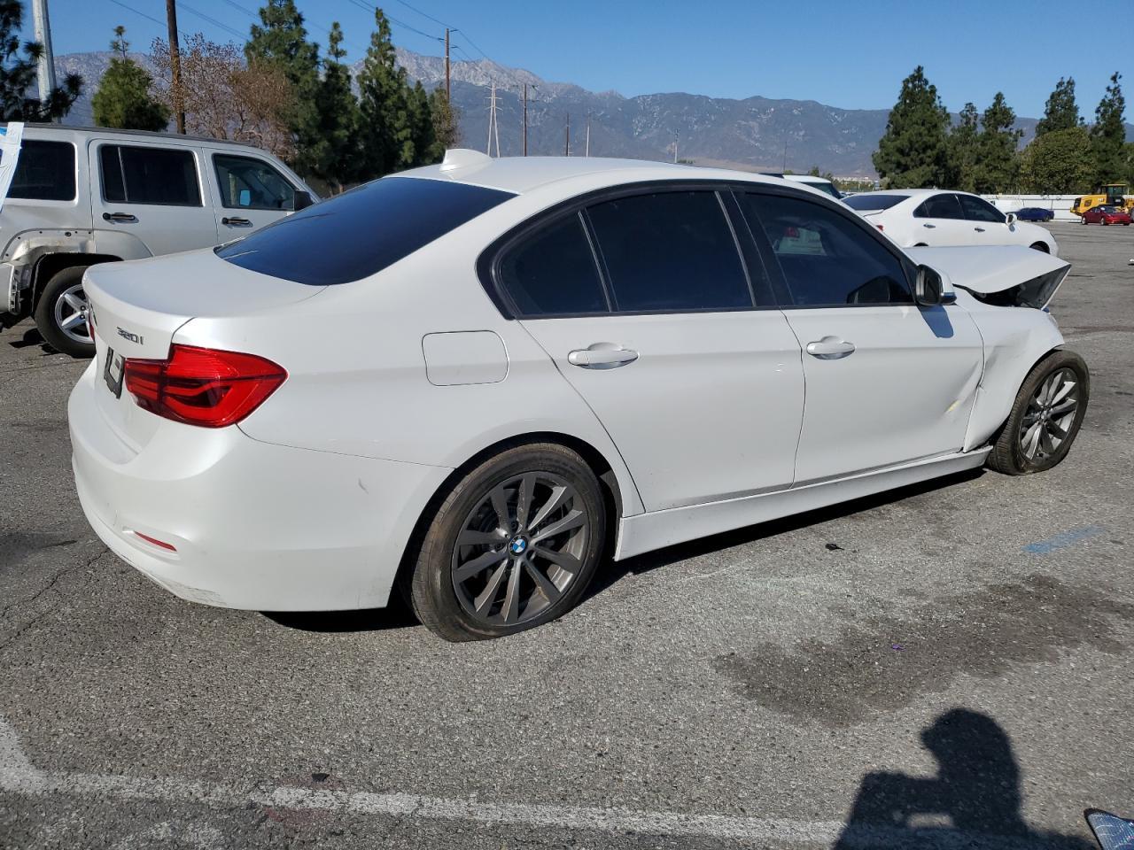 2017 BMW 3 SERIES