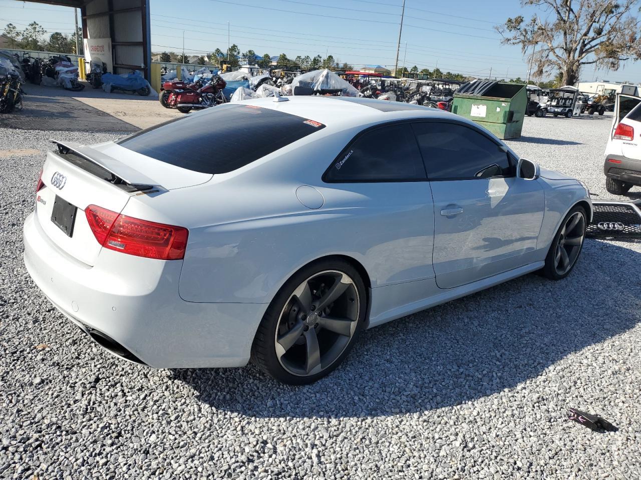 2014 AUDI RS5