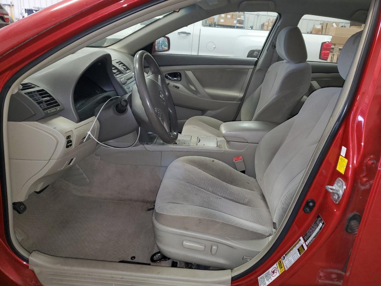 2011 TOYOTA CAMRY