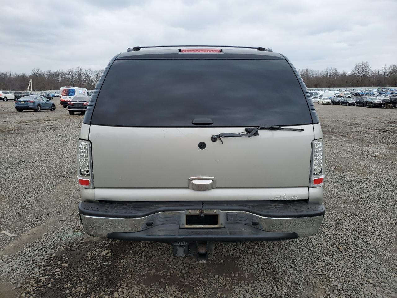 2005 CHEVROLET Suburban