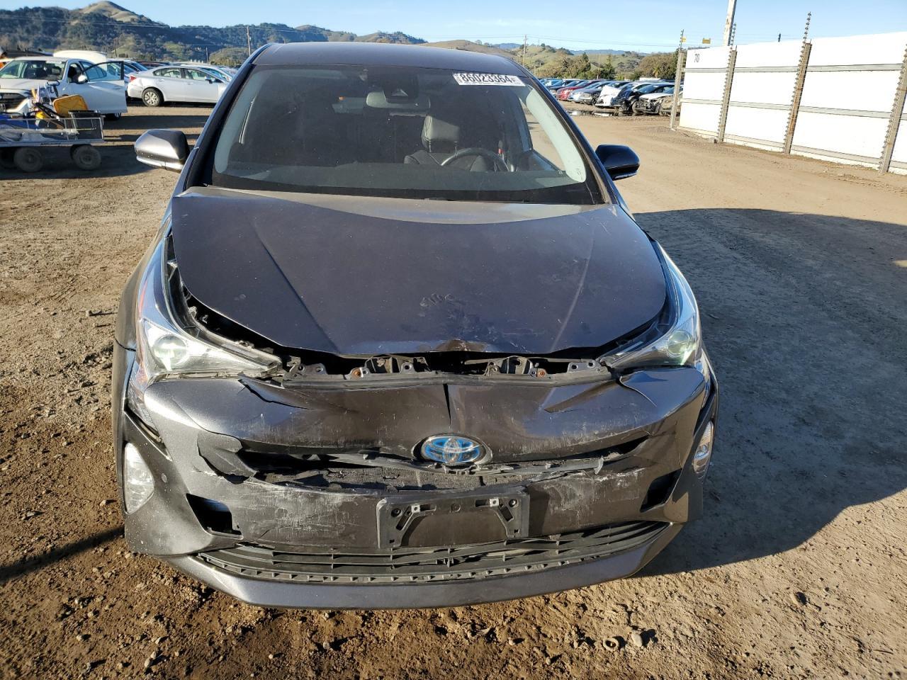2017 TOYOTA PRIUS