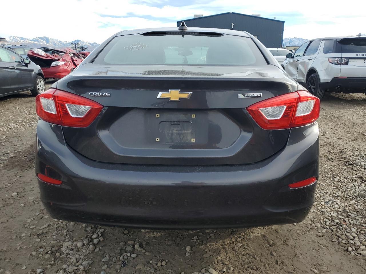 2017 CHEVROLET CRUZE