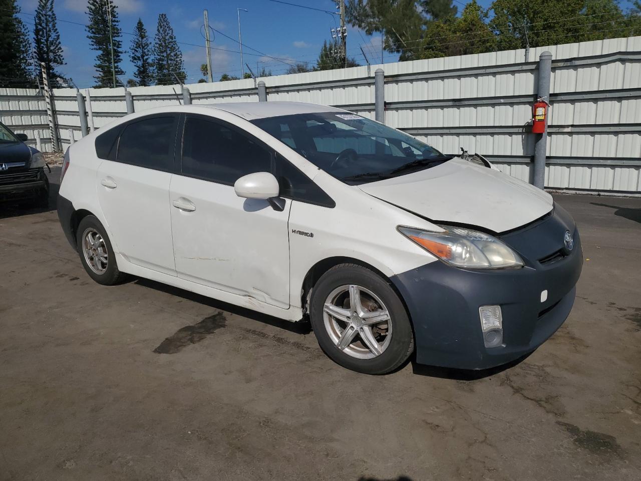 2010 TOYOTA PRIUS