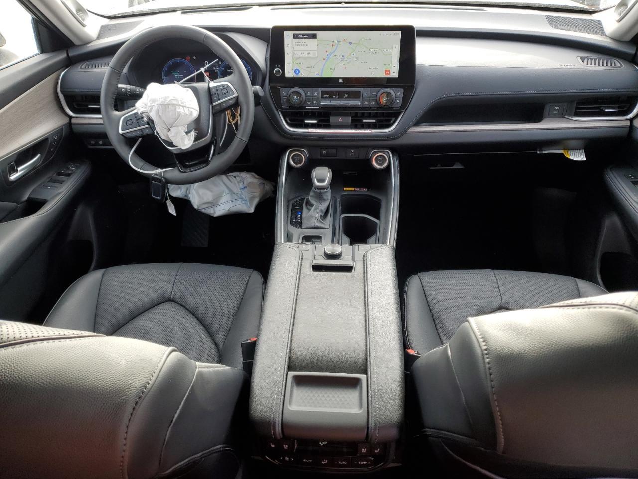 2024 TOYOTA HIGHLANDER