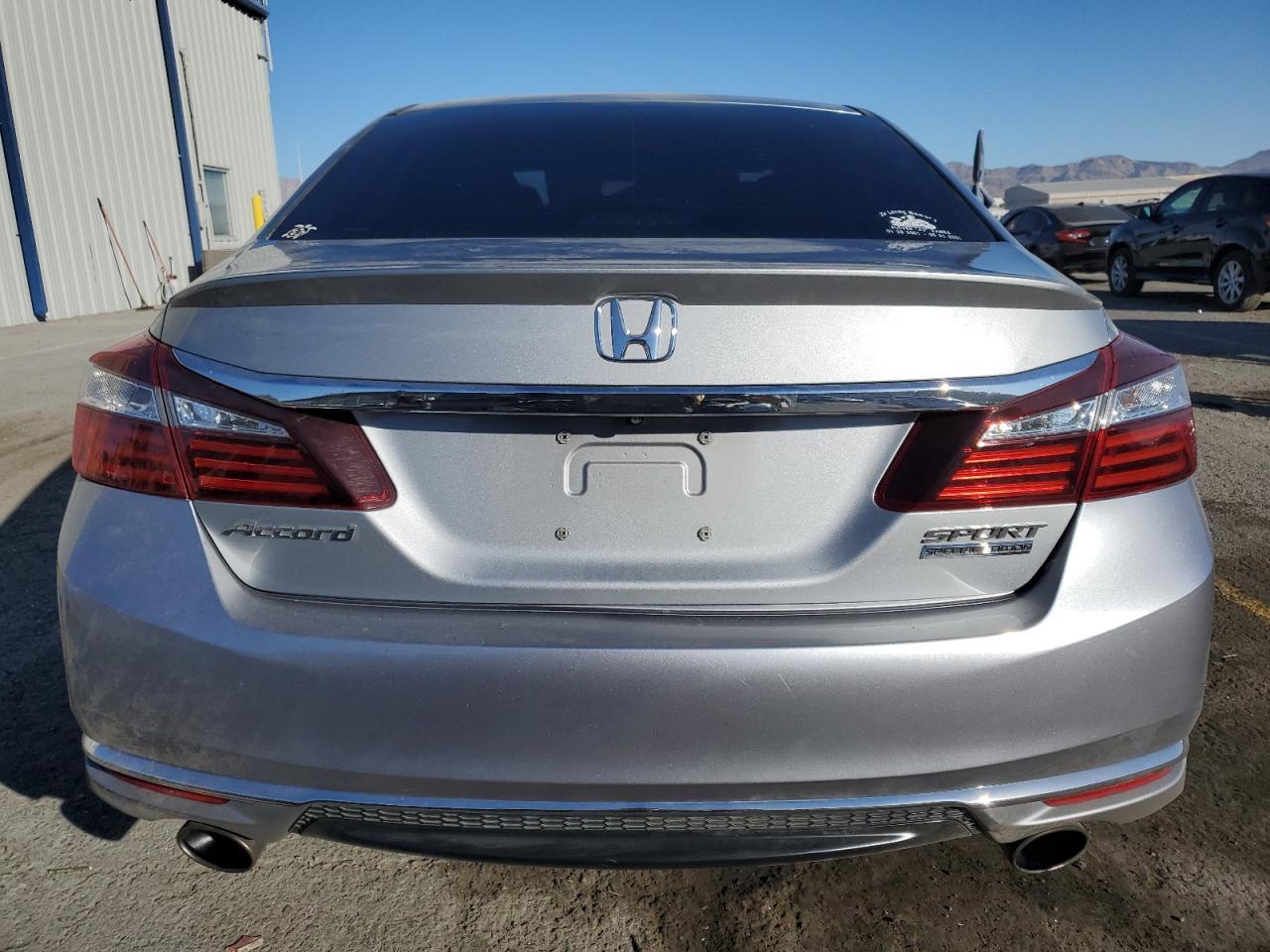 2017 HONDA ACCORD