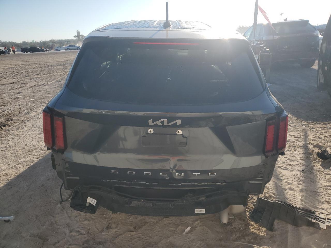 2022 KIA SORENTO