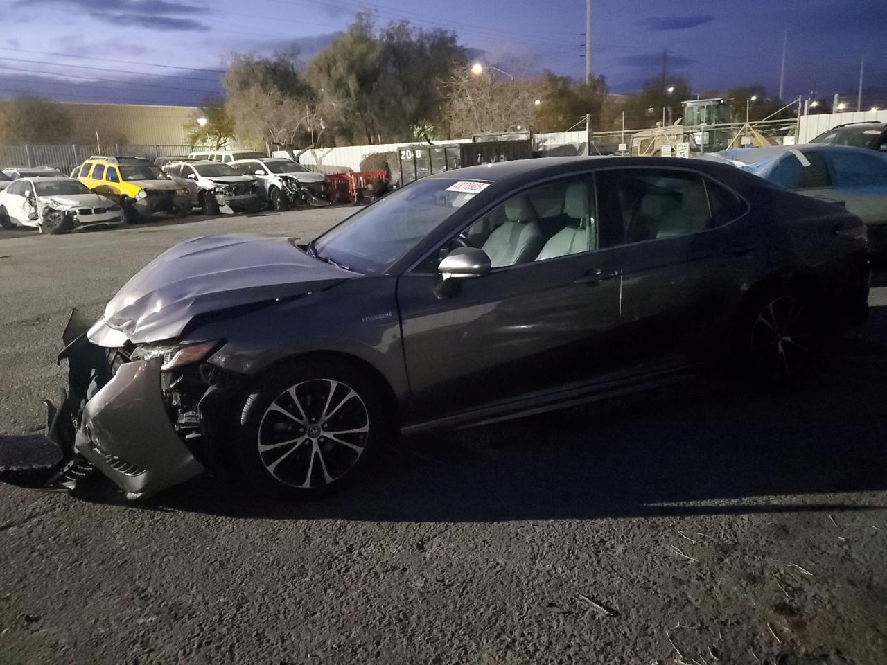 2018 TOYOTA CAMRY