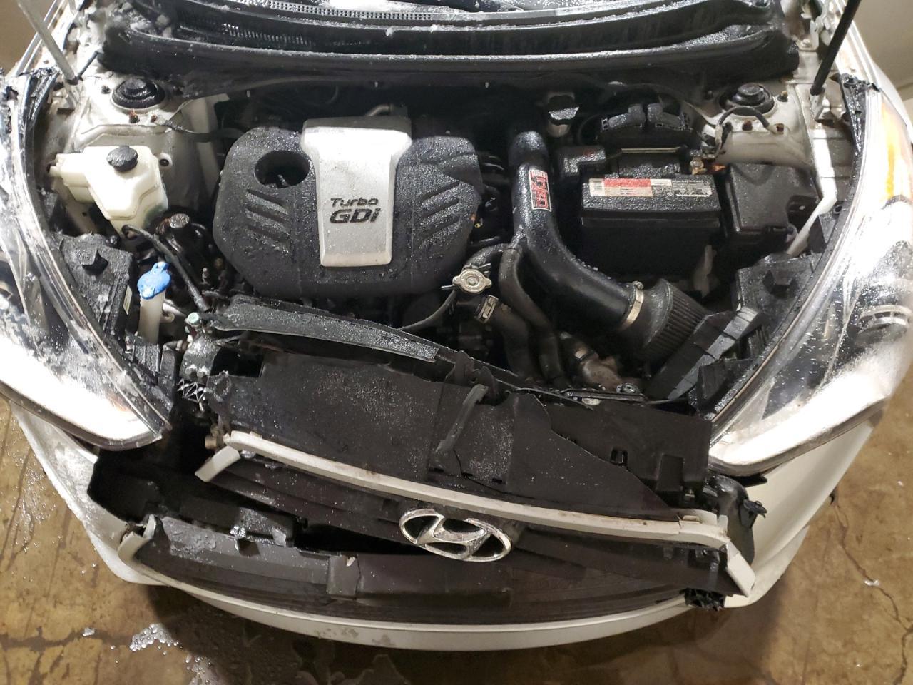 2015 HYUNDAI VELOSTER