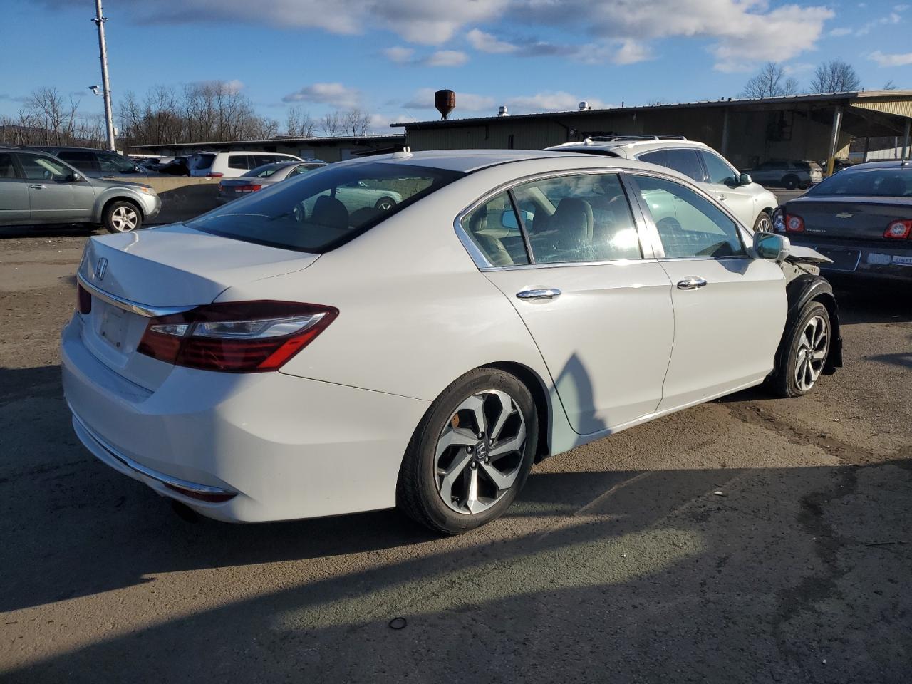 2017 HONDA ACCORD
