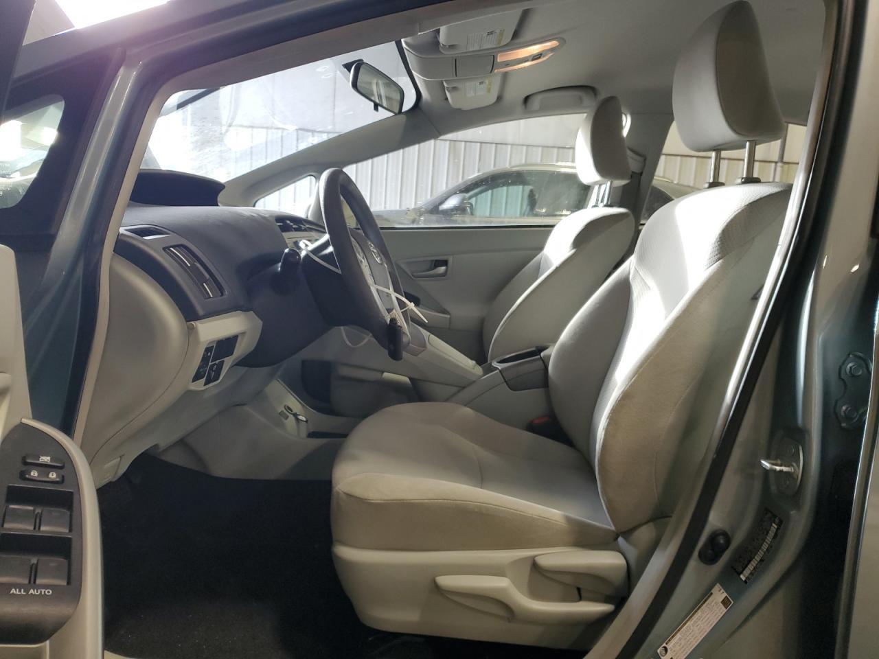 2014 TOYOTA PRIUS