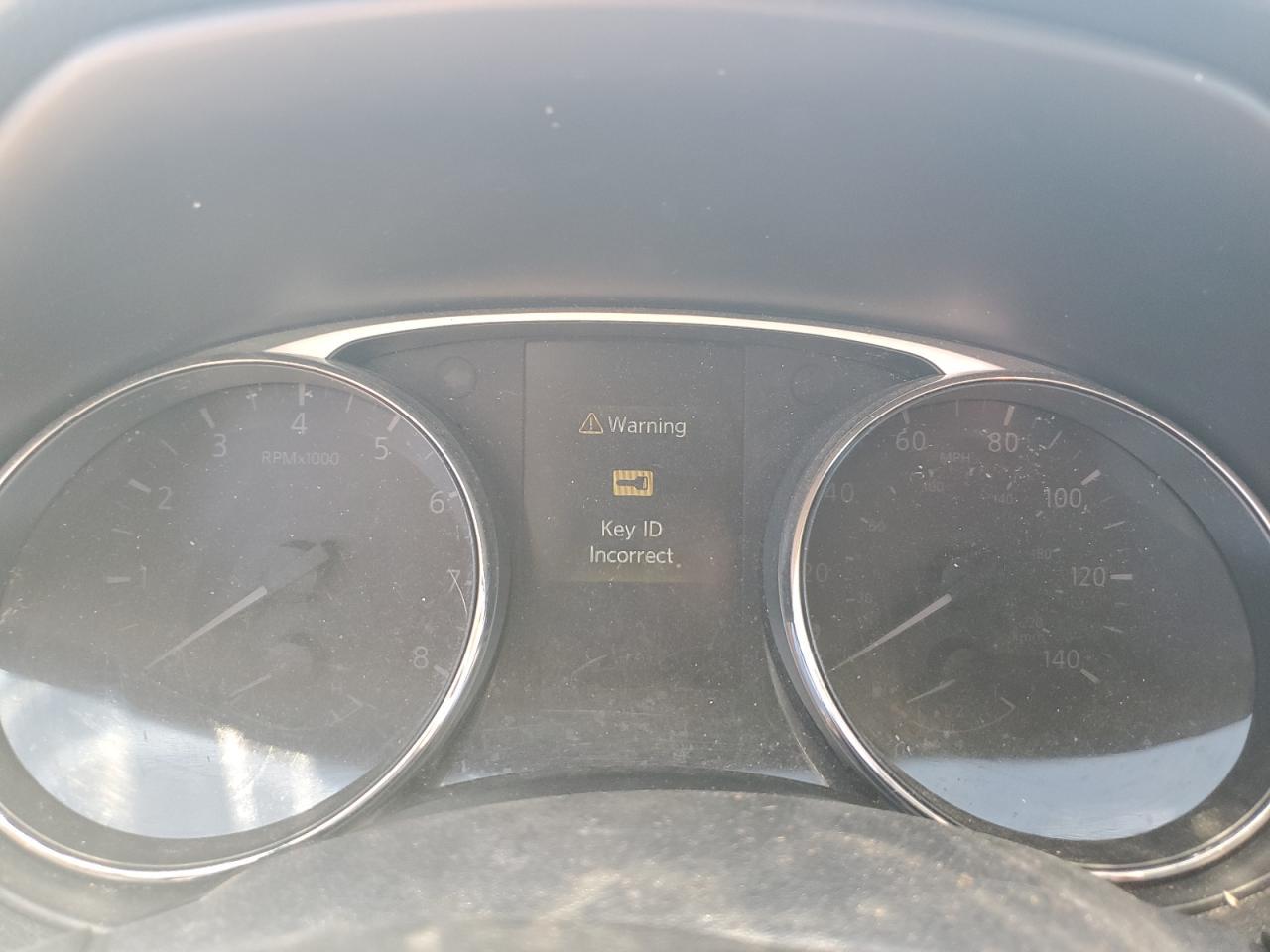 2014 NISSAN ROGUE