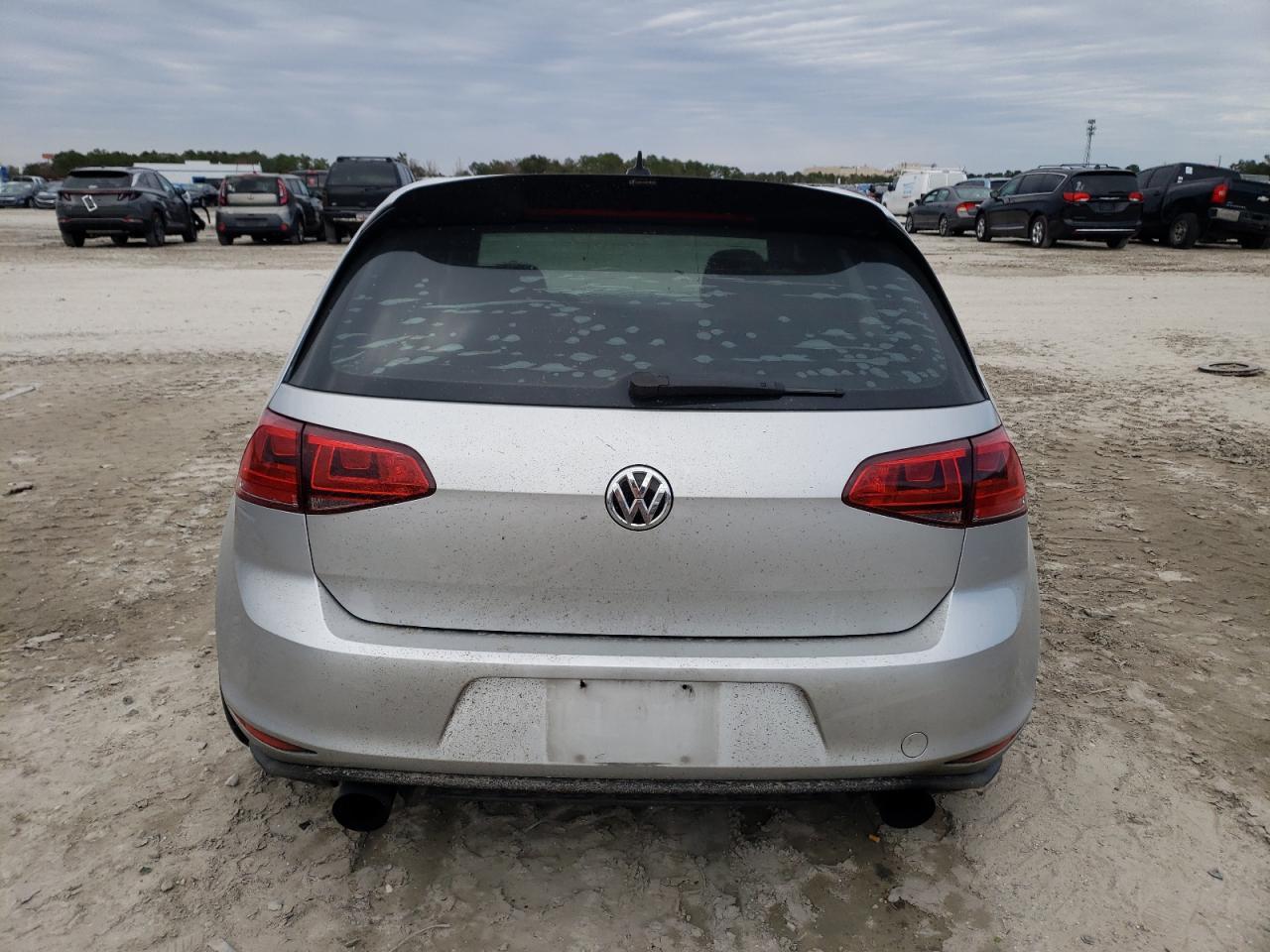 2016 VOLKSWAGEN GTI