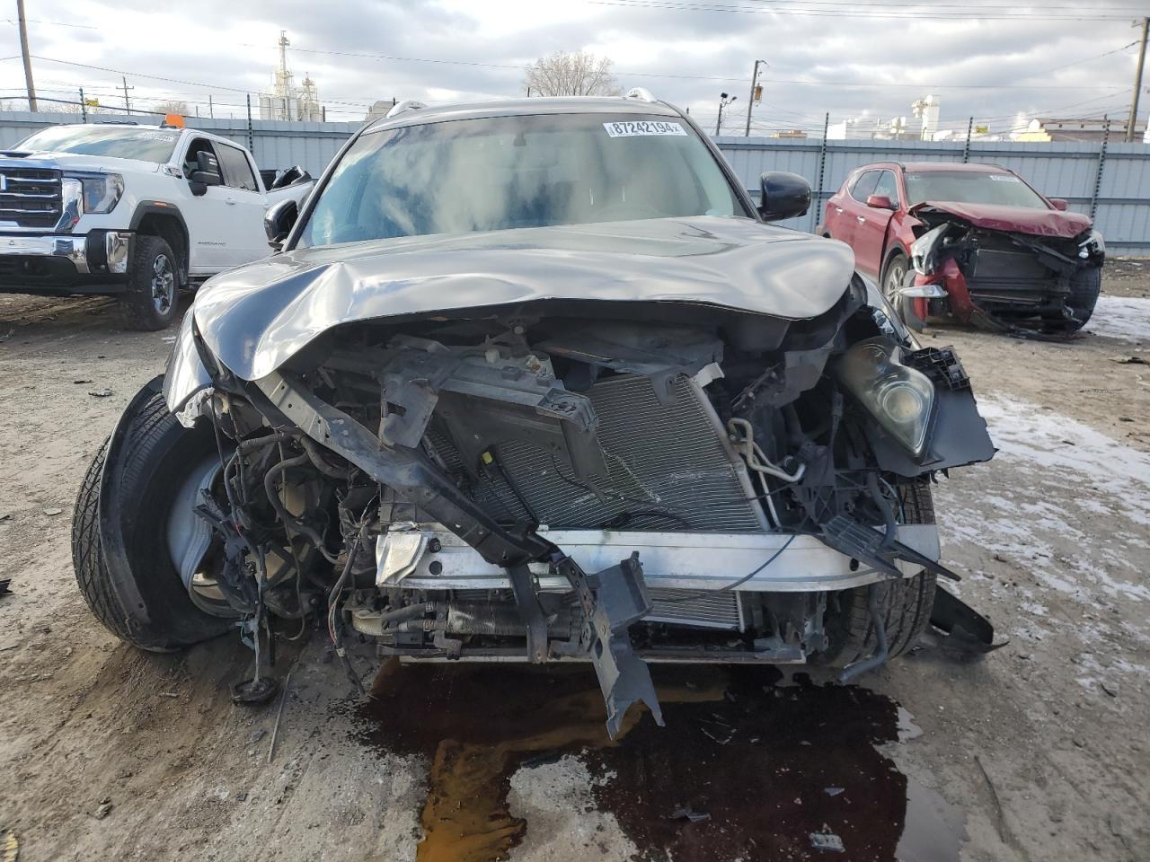 2011 INFINITI FX35