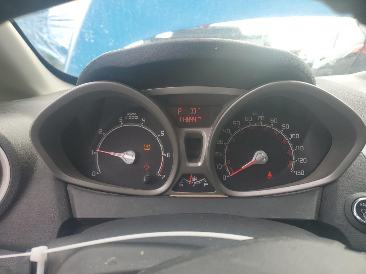 2012 FORD Fiesta