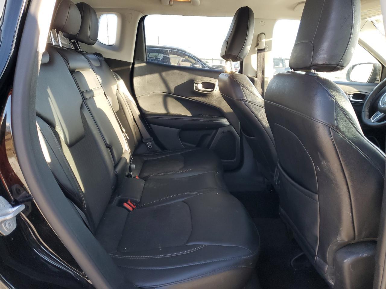 2017 JEEP Compass
