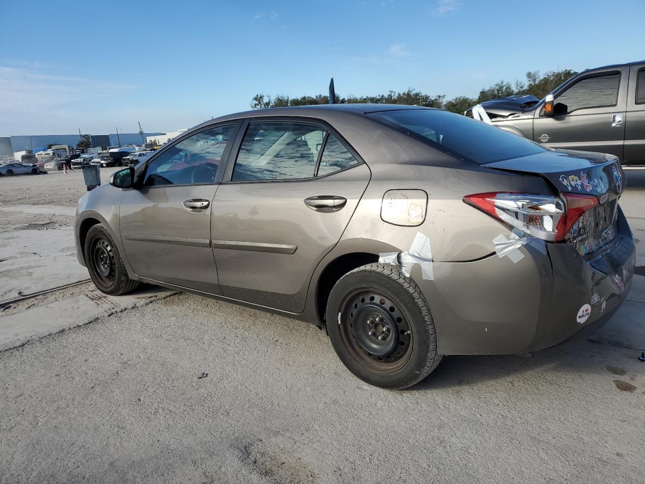 2017 TOYOTA COROLLA