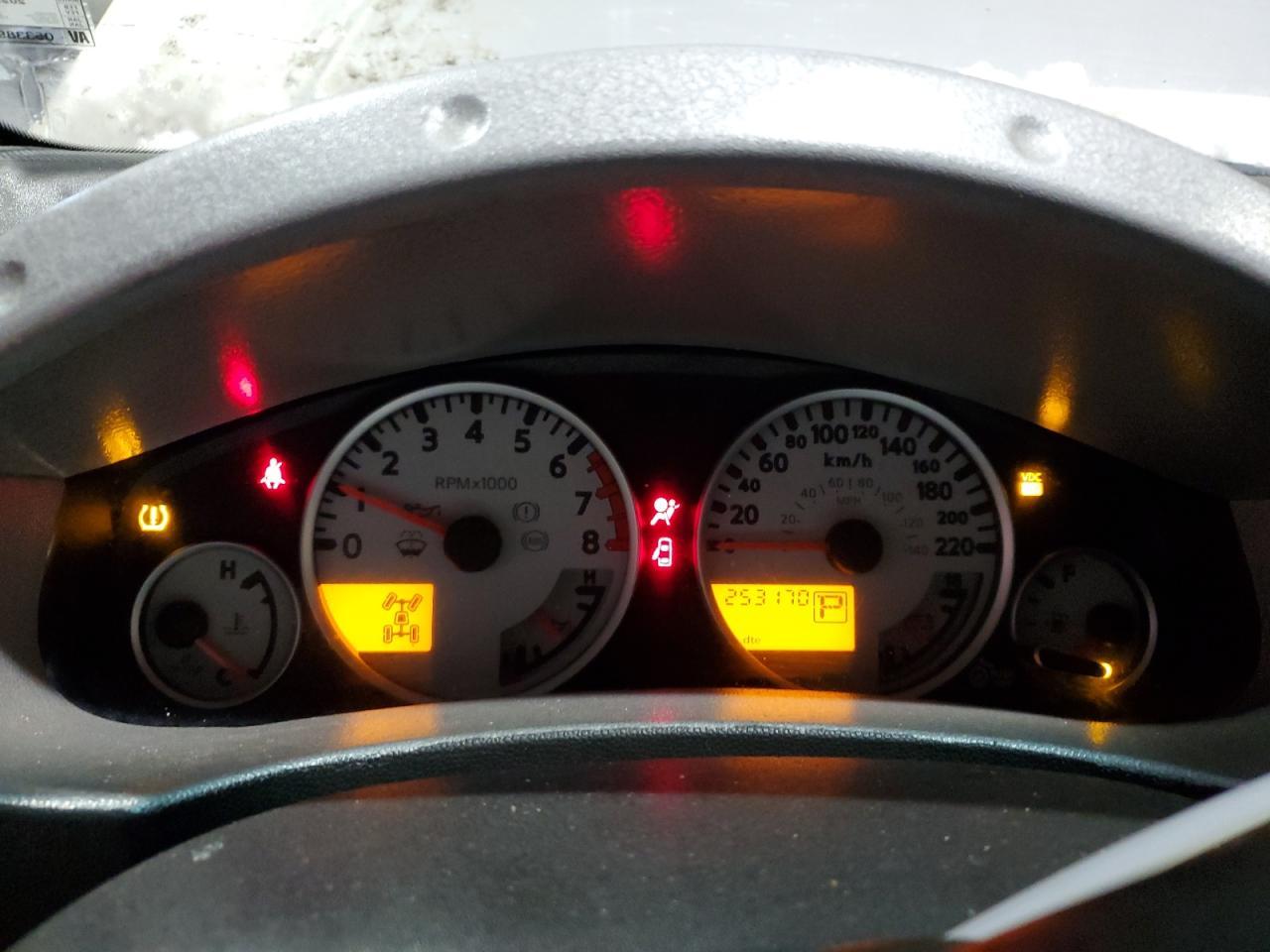 2010 NISSAN Frontier