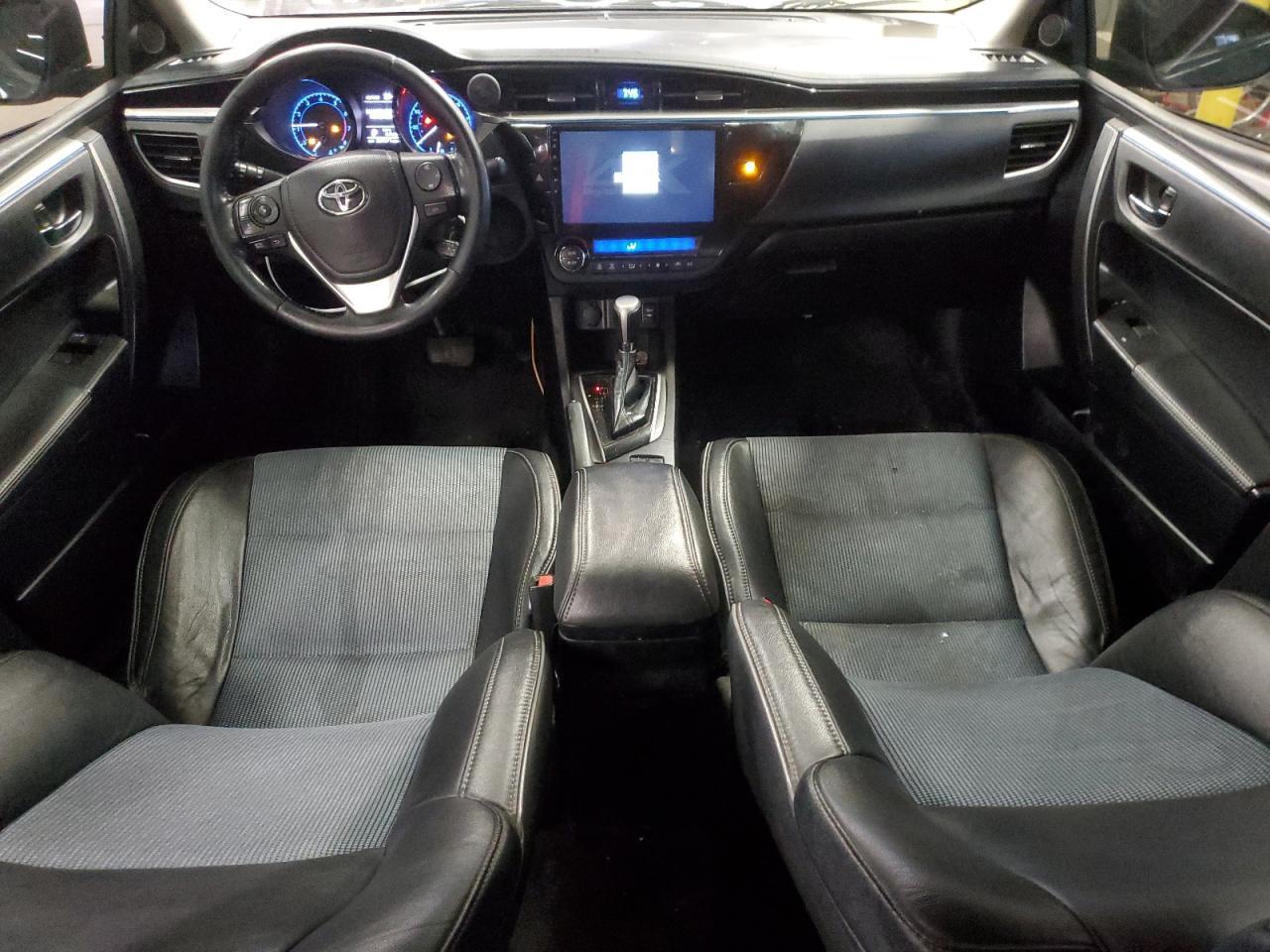 2015 TOYOTA COROLLA